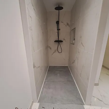 Be Zen O Bizet Sauna Fauteuil Massant Jardin