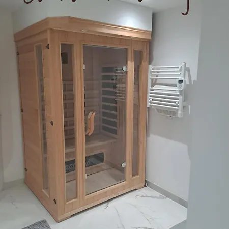 Be Zen O Bizet Sauna Fauteuil Massant Jardin Le Bizet