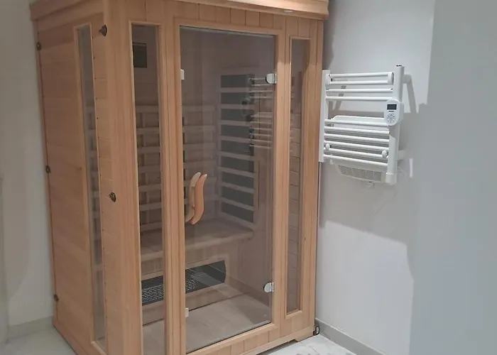 Be Zen O Bizet Sauna Fauteuil Massant Jardin Le Bizet